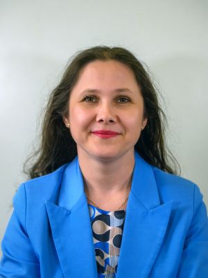 Conf. univ. dr. ing. Vasilica-Alisa ARUȘ