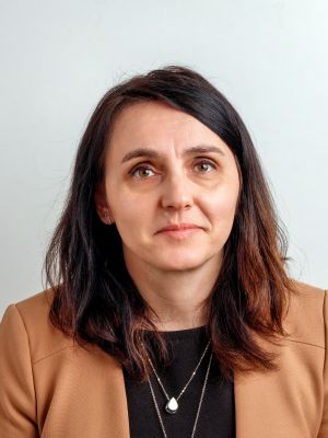 Conf.univ.dr.ing. Claudia TOMOZEI